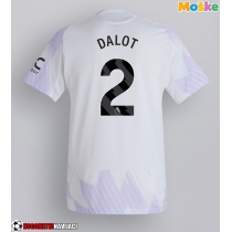 Moške Nogometnih dresov Manchester United Diogo Dalot #2 Gostujoči 2025-26 Kratki rokavi